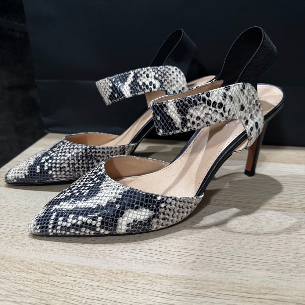 Franco Sarto Lima Pointed Toe Snakeskin Leather Ankle Strap Pumps Size 9.5 - Picture 2 of 9